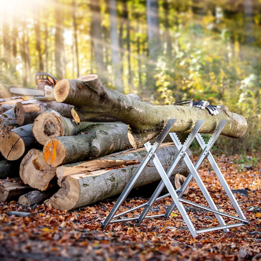 Supporto per taglio legno KADAX, cavalletto pieghevole in metallo, portata massima 150 kg.