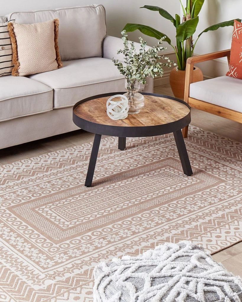 Tappeto moderno dal motivo geometrico 160 x 230 cm beige e bianco soggiorno camera da letto