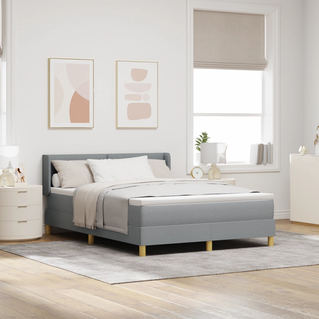 Letto a molle grigio chiaro con materasso 140x190 cm in tessuto
