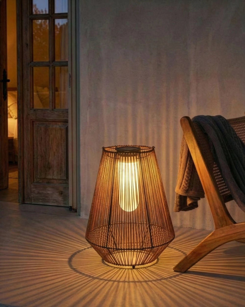 Lanterna solare Materiale sintetico naturale LED Decorazione per interni ed esterni A basso consumo energetico Rustico Boho