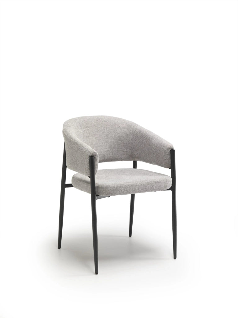 Sedia da interni Maya con braccioli, struttura in metallo antracite e seduta in tessuto Easy-Clean grigio chiaro - Design Elegante