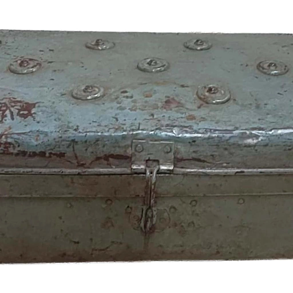 Valigia artigianale in metallo, 67x37x25h cm