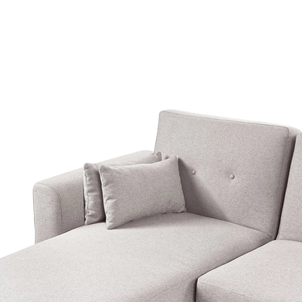 Divano Angolare ad Angolo Destro Grigio in Tessuto Imbottito a L con Seduta Trapuntata Cuscini Decorativi e Funzione Letto