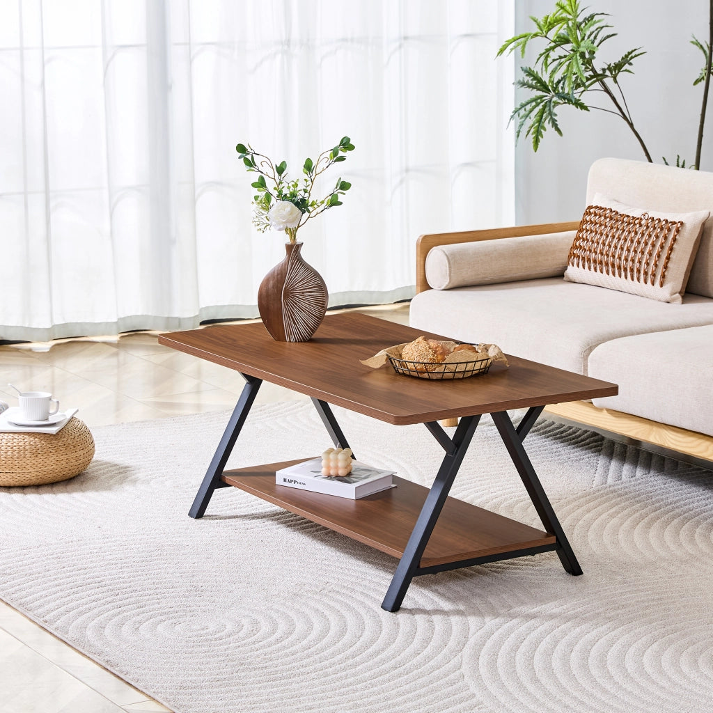 Tavolino basso industriale con ripiano portaoggetti struttura in metallo nero per soggiorno 110 × 57 × 44,5 cm