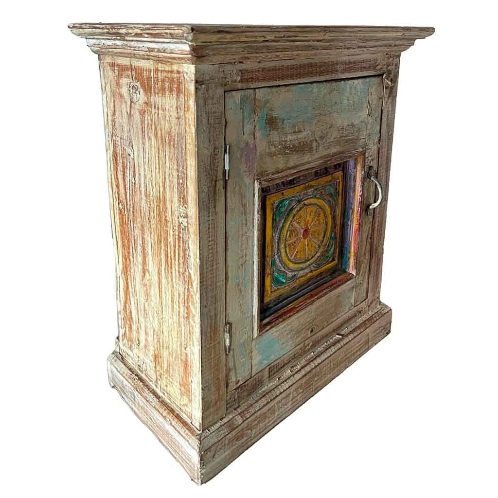 Comodino in legno con finitura artigianale marrone 56x28x68h cm