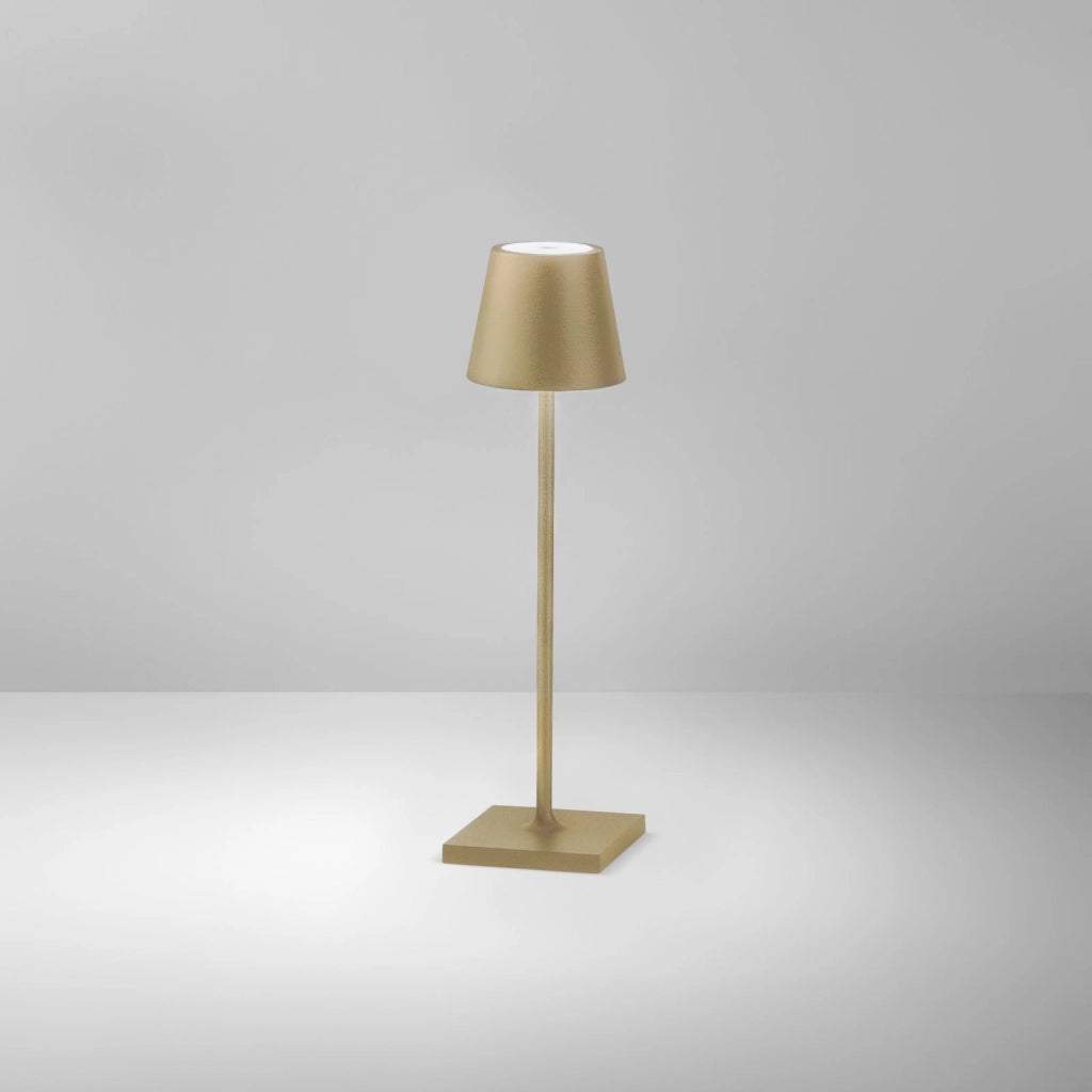 LAMPADA DA TAVOLO RICARICABILE LED DRINK ORO 1,5W 165LM 3000K DIMMERABILE IP54 7X25CM
