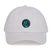 Cappellino da baseball bianco con faccina sorridente della Terra