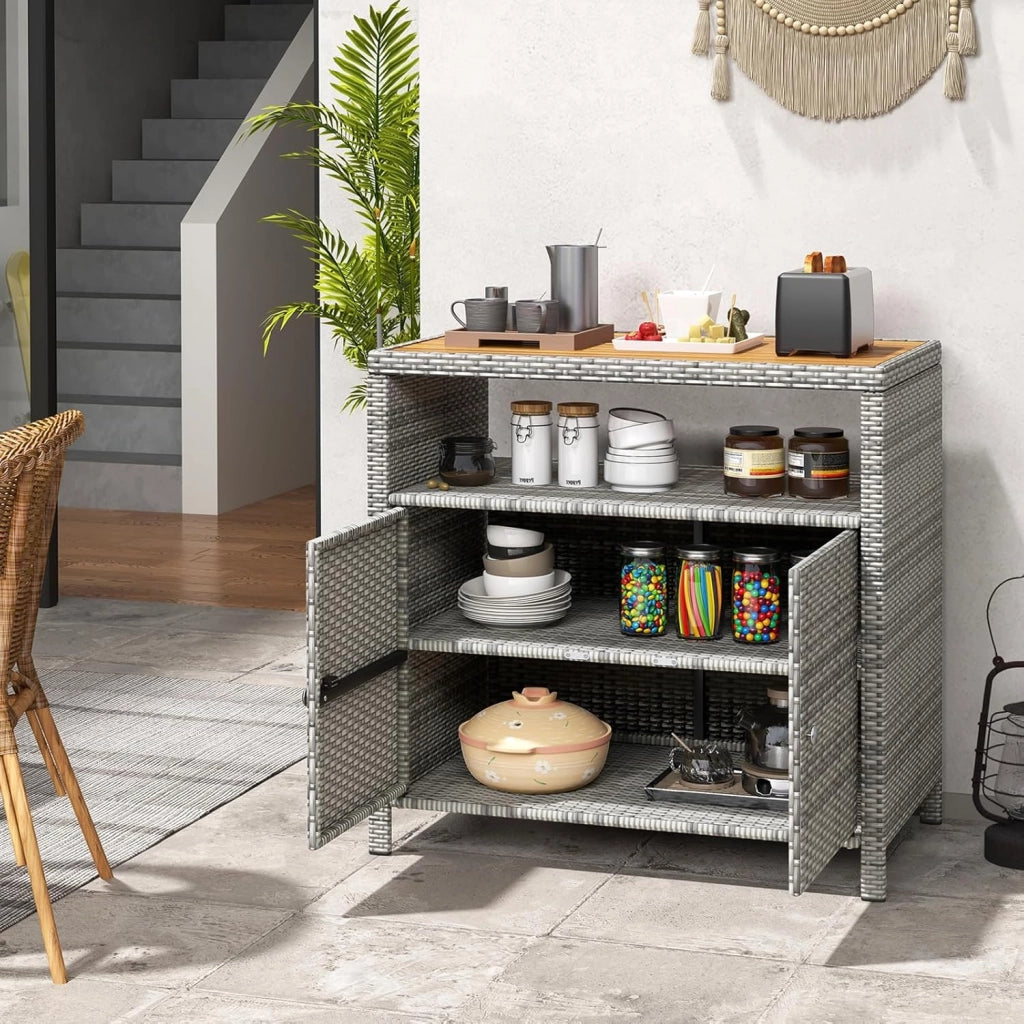 Armadietto Portaoggetti in Rattan, Mobile Buffet per Esterni in Legno di Acacia, con Compartimento Aperto e Armadio Chiuso a 2 Ante, per Piscina, Terrazza e Patio, 90 x 53 x 86 cm (Grigio)