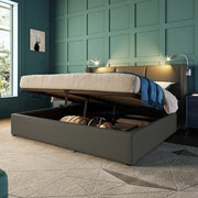 Letto matrimoniale imbottito 140x200 con contenitore, luce da lettura e porta USB, struttura in PU grigio