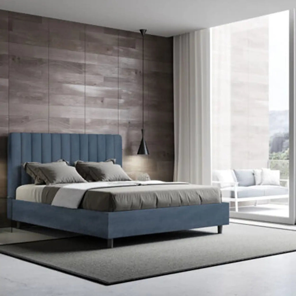 Letto matrimoniale francese con rete imbottito 140x200 microfibra blu Agueda