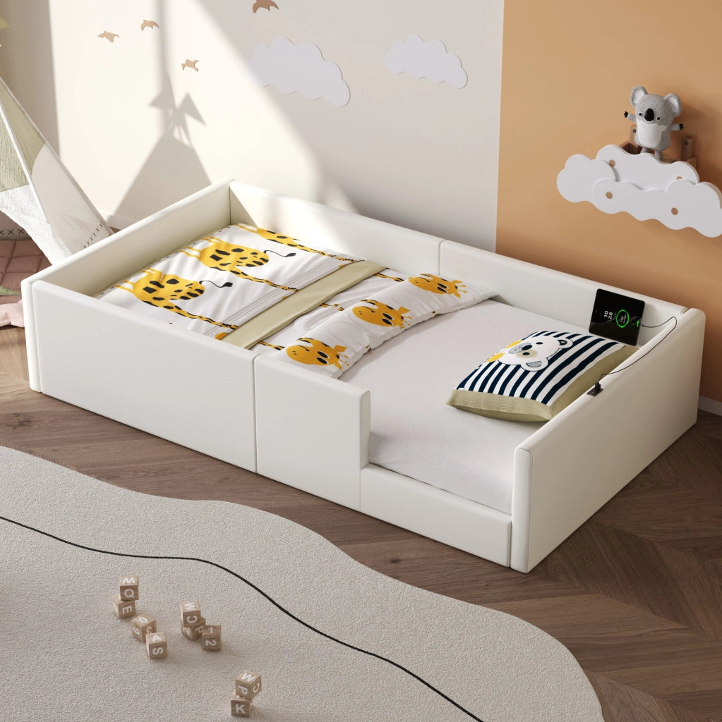 Letto a piattaforma 90x200 cm con sponde imbottite e stazione di ricarica USB/Type-C; bianco