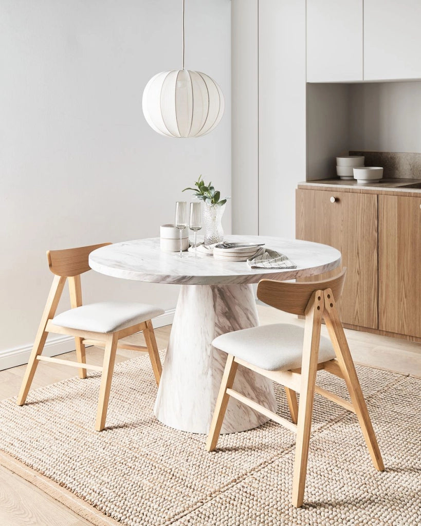 Set di 2 sedie da pranzo marrone chiaro e grigio chiaro in gomma poliestere con struttura in legno e seduta imbottita Sala da pranzo Cucina