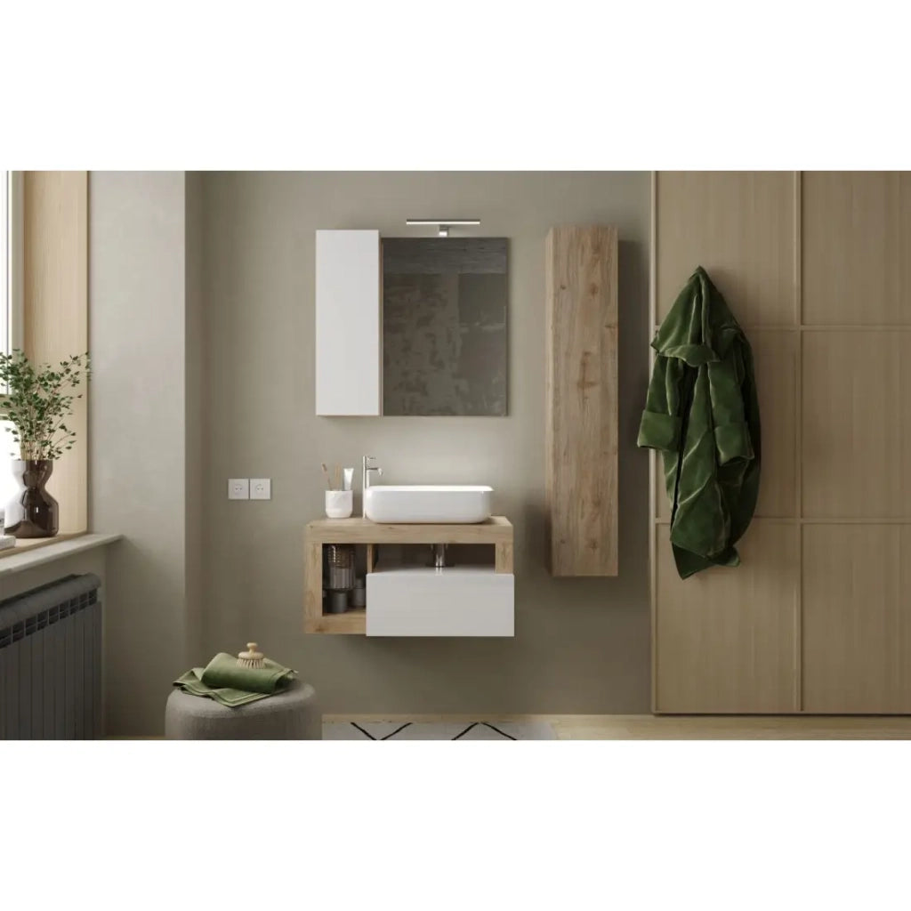 Mobile da bagno sospeso con lavabo e cassetto, lunghezza 79 cm, collezione BURA, colori bianco lucido e rovere chiaro.