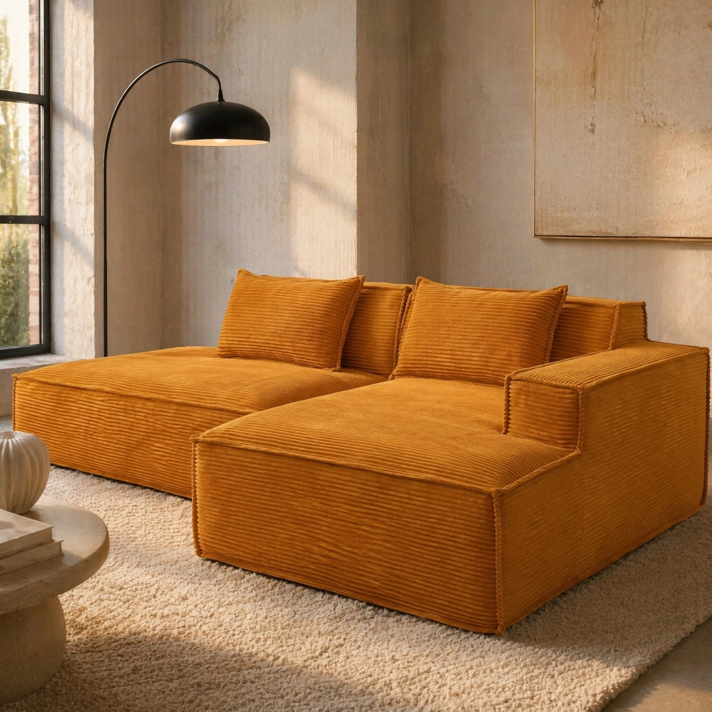 Divano compatto con cuscini e seduta elastica in poliestere giallo senape per salotto piccolo casa e ufficio 235 cm