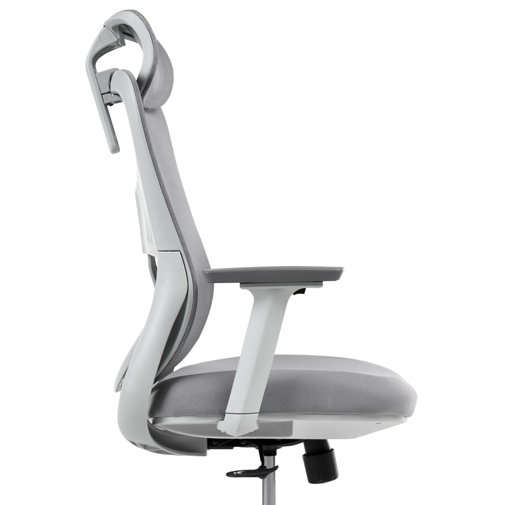 Sedia da ufficio in rete grigio, rotelle in plastica, girevole, schienale reclinabile, regolazione in altezza, braccioli, poggiatesta regolabile, moderna ed ergonomica