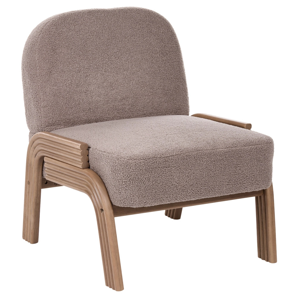 Poltrona color taupe in bouclé, poltrona decorativa senza braccioli in stile scandinavo, poltrona da salotto ribassata
