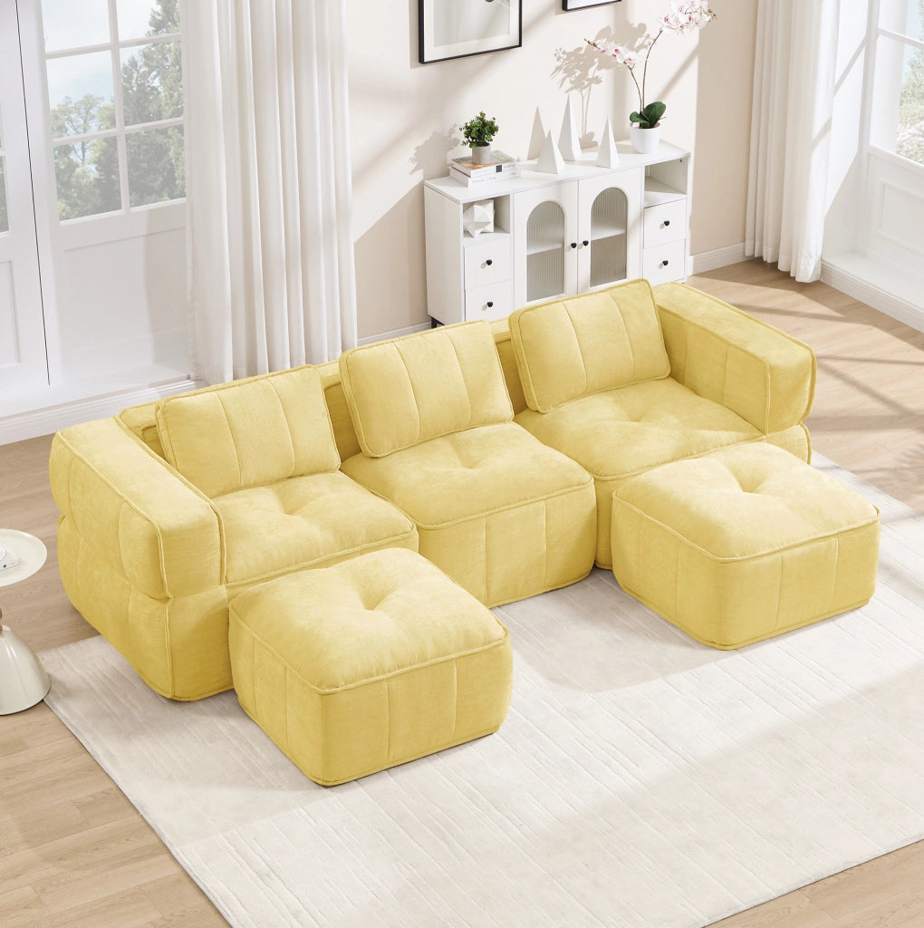 Divano modulare a U 271x162x67 cm con 2 pouf; seduta profonda in poliestere giallo