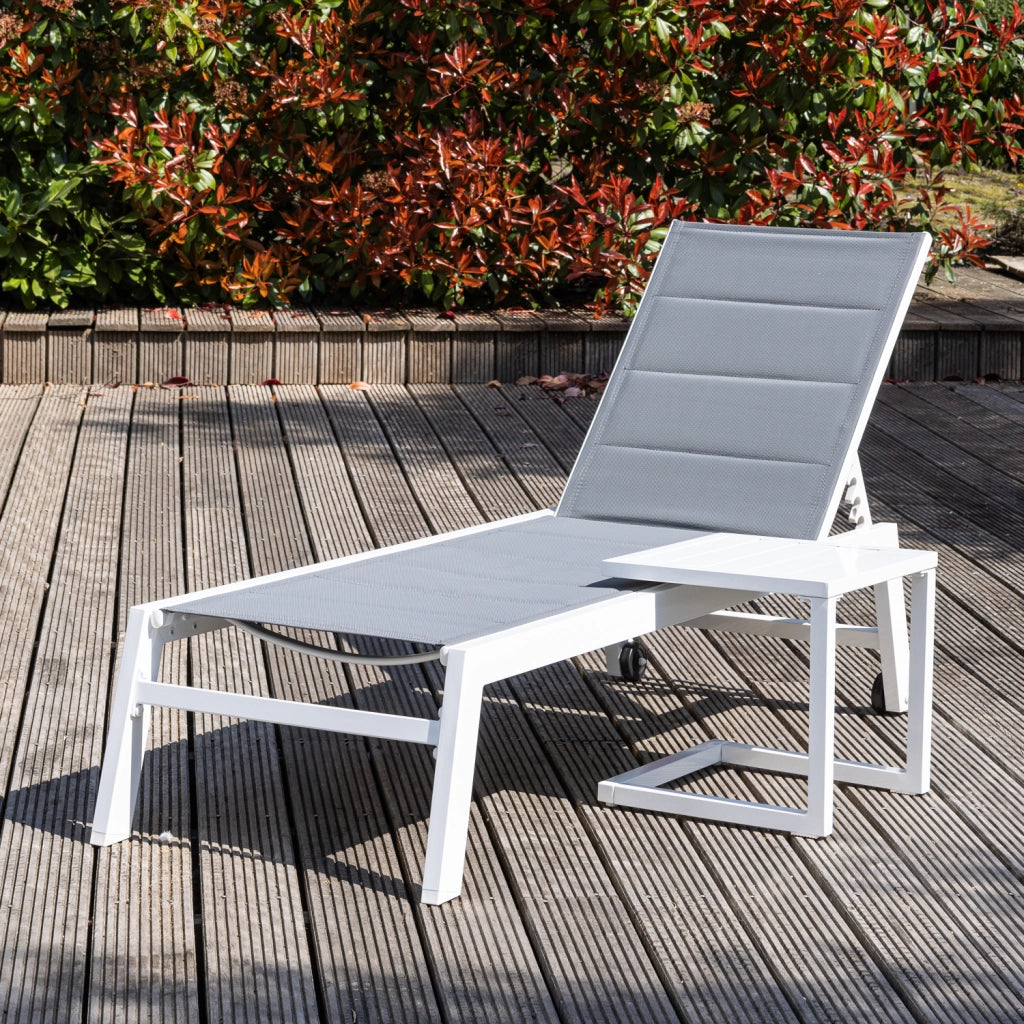 Set di lettino eTavolino BARBADOS in textilene grigio - alluminio bianco