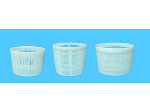 forma per formaggio crotonese ï cm. 19,5x17,5x 13,5 h capacitó gr. 2.500 cod:ferx.vit33789