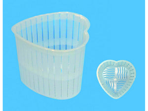 forma per formaggio e ricotta cuore ï cm. 6x6,5x5 h capacitó gr. 80 cod:ferx.vit33883