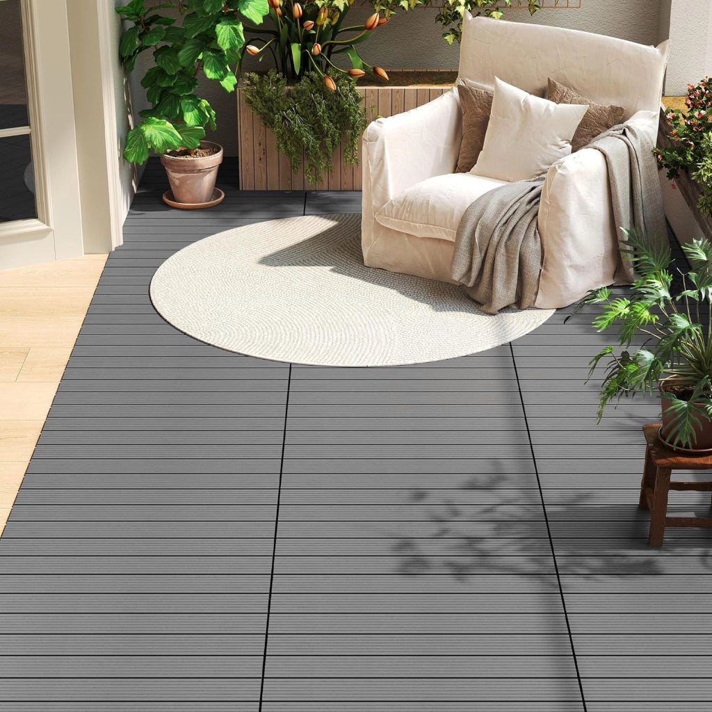 Piastrelle per Pavimenti da Esterno Mattonelle Pavimentazione ad Incastro Click-Deck in Legno Composito, con 12 Pannelli da 30x60 cm Grigio Chiaro
