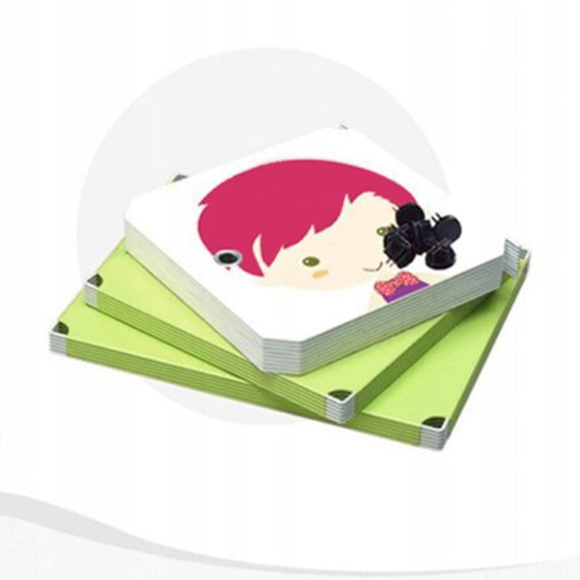 Armadio per cameretta, modulare e verde, per organizzare vestiti e giocattoli.