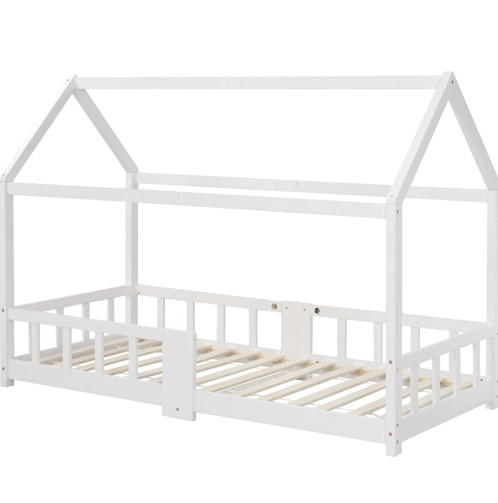 Letto per bambini a casetta 90x200 cm con lavagna e protezione anticaduta; legno bianco