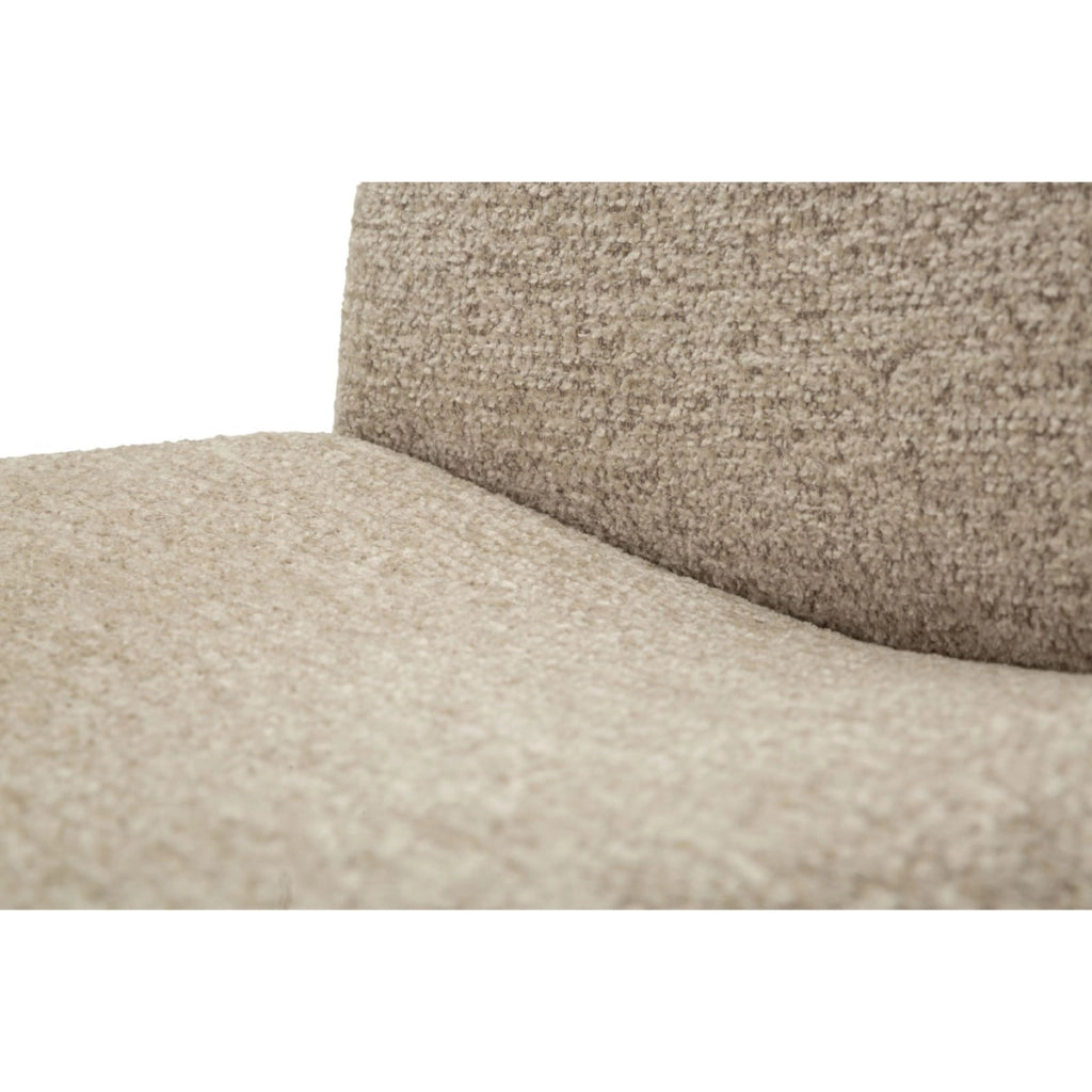 Poltrona Japandi in boucle' con base in legno scuro