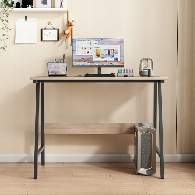 Scrivania scolastica moderna per computer, in stile industriale-loft. Questo mobile da 100 cm è rifinito in rovere chiaro.