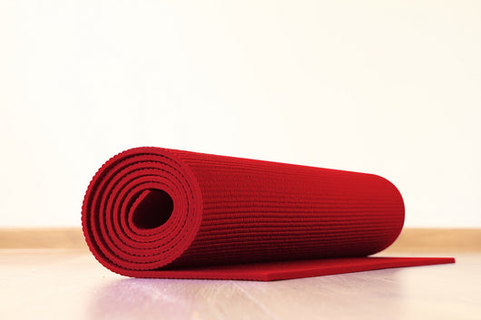 Tappetino Yoga Fitness Ginnastica Tappeto Palestra Antiscivolo Arrotolabile 61 x 173 Cm  - Rosso