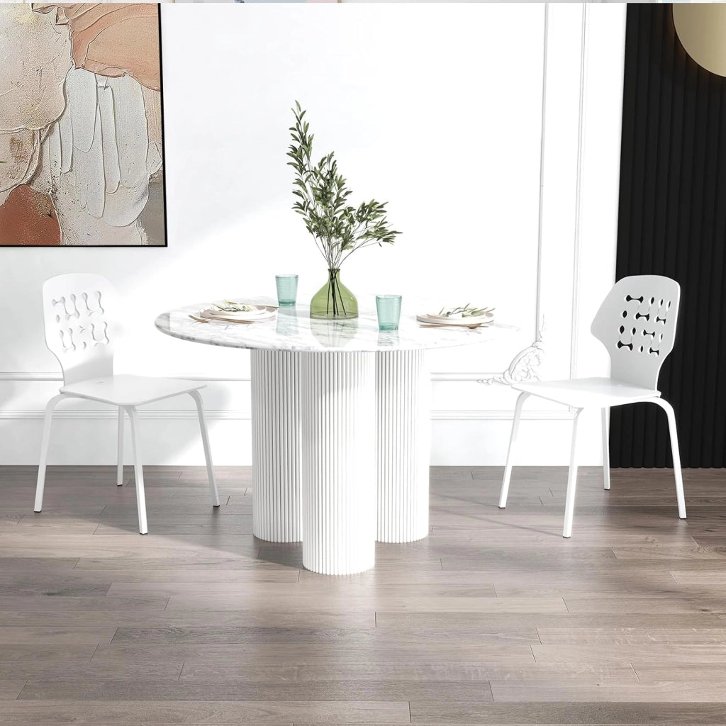 Set di 4 Sedie da Pranzo in Metallo, Sedie da Cucina Moderne con Schienale Traforato e Gambe in Metallo, Sedie senza Braccioli per Sala da Pranzo, Soggiorno, Portata 150 kg (Bianco)