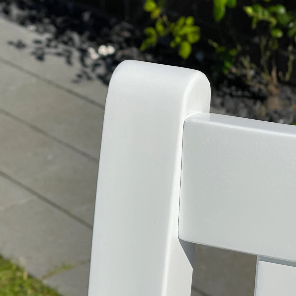 Panca da giardino con tavolo in legno di acacia, laccato bianco 3 volte