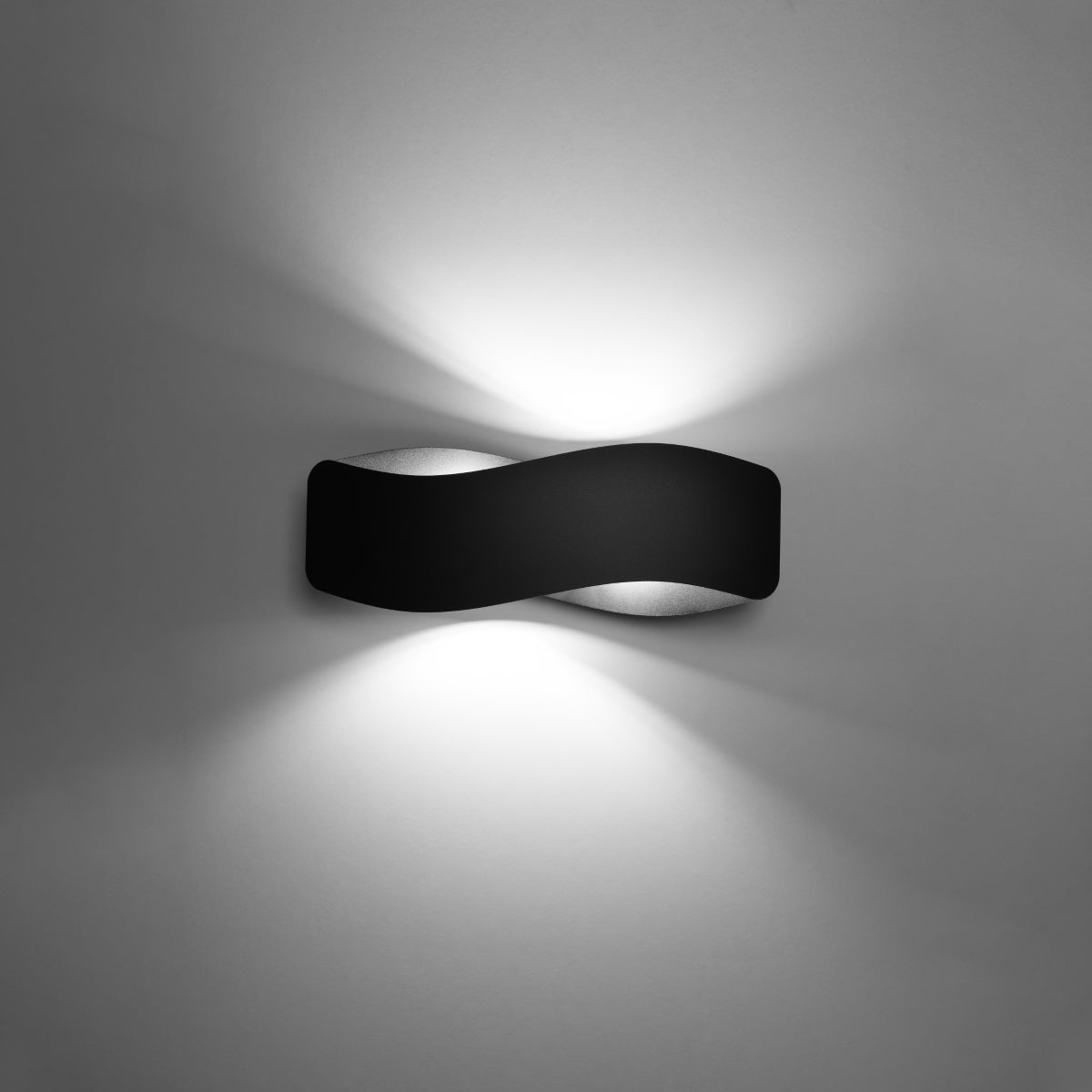 Lampada da parete TILA 40 nero