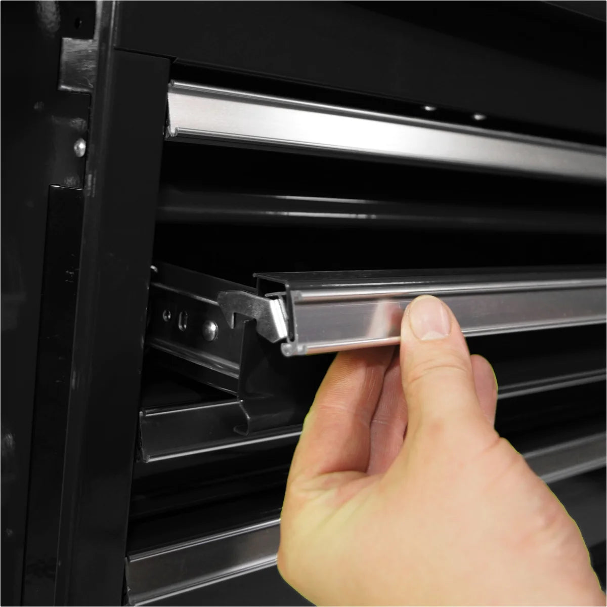 Carrello portautensili con alette laterali Pro Series nere