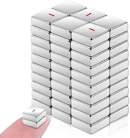 50 pezzi di magneti neodimio forti, 10x10x4mm La direzione del polo N del magnete rettangolare è contrassegnata con I, piccoli magneti per lavagne magnetiche, set di magneti, piccoli magneti bianchi per attività di fai da te, foto.