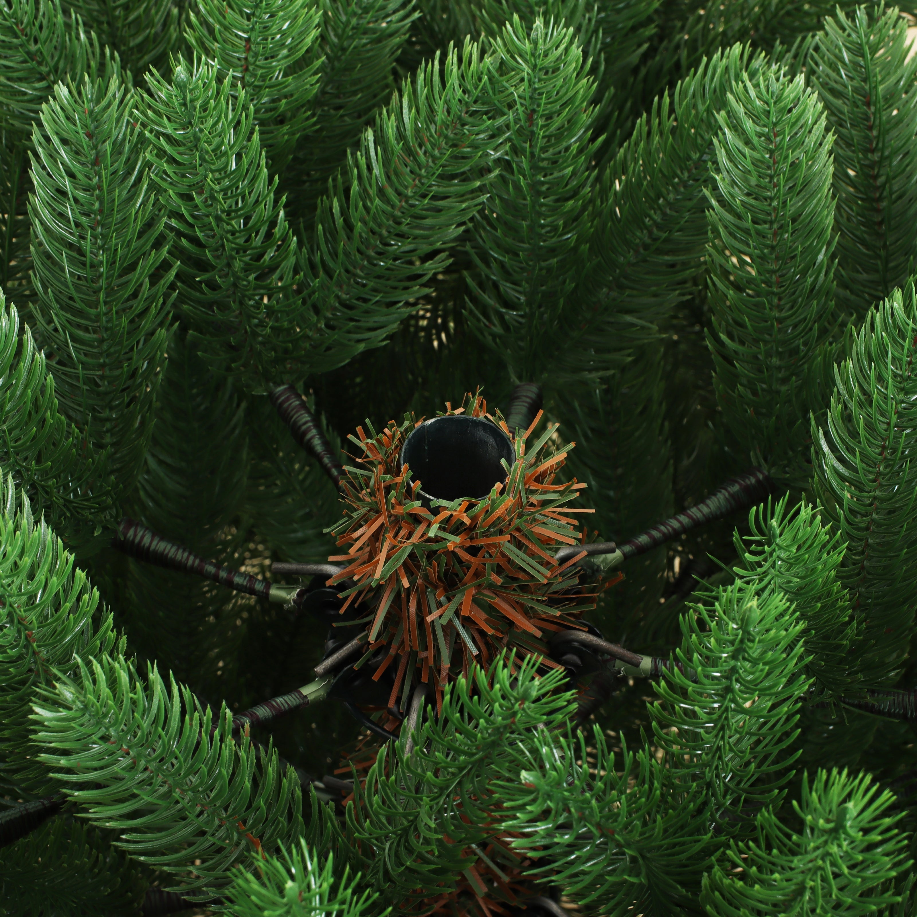 Albero di Natale Narciso Slim 240 cm