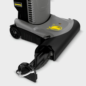 KARCHER Battitappeto Professionale CV 38/2 Adv - Allacciamento elettrico: 220  240 / 50  60 V / Hz - Larghezza di lavoro: 38 cm - Aspirazione: 200 / 20 mbar / kPa