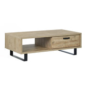 Tavolino da salotto robusto collezione NEWTON Colore rovere dorato. Piedi in metallo nero.