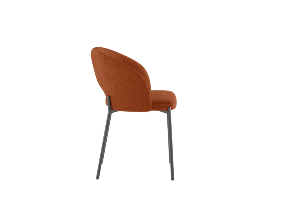 Sedia da pranzo Greta in tessuto arancio con struttura in metallo, design moderno ed ergonomico, misure 55,5x52x78,5 cm - Greta Collection