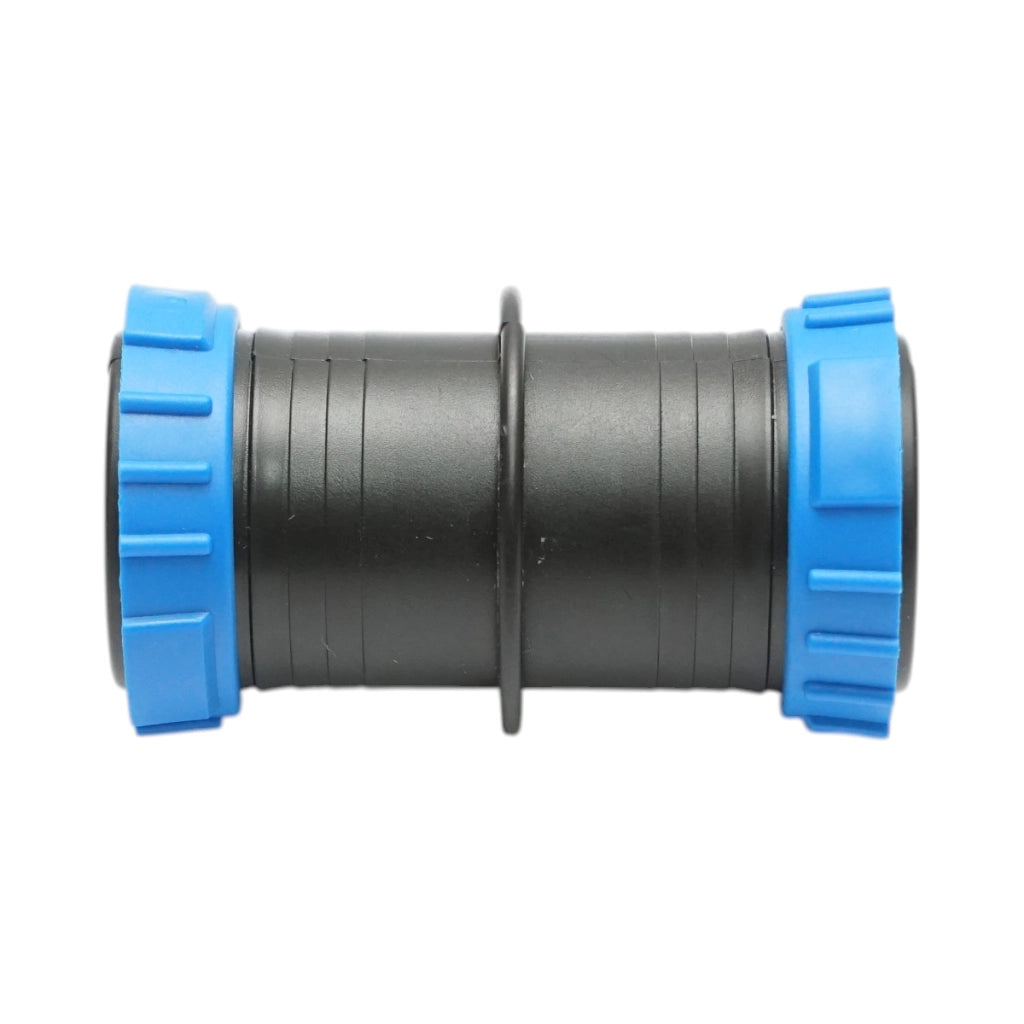 Connettore per tubo gocciolatore con anello 32x32mm per sistemi di irrigazione