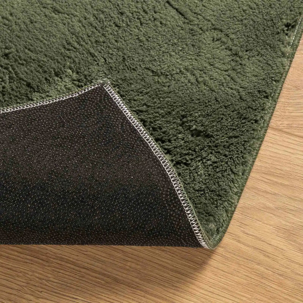 Tappeto a pelo medio, morbido e lavabile HUARTE Verde foresta