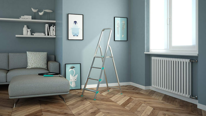 Scala a 4 gradini ultraleggera e stabile ideale per casa mod.Libellula COLOMBO