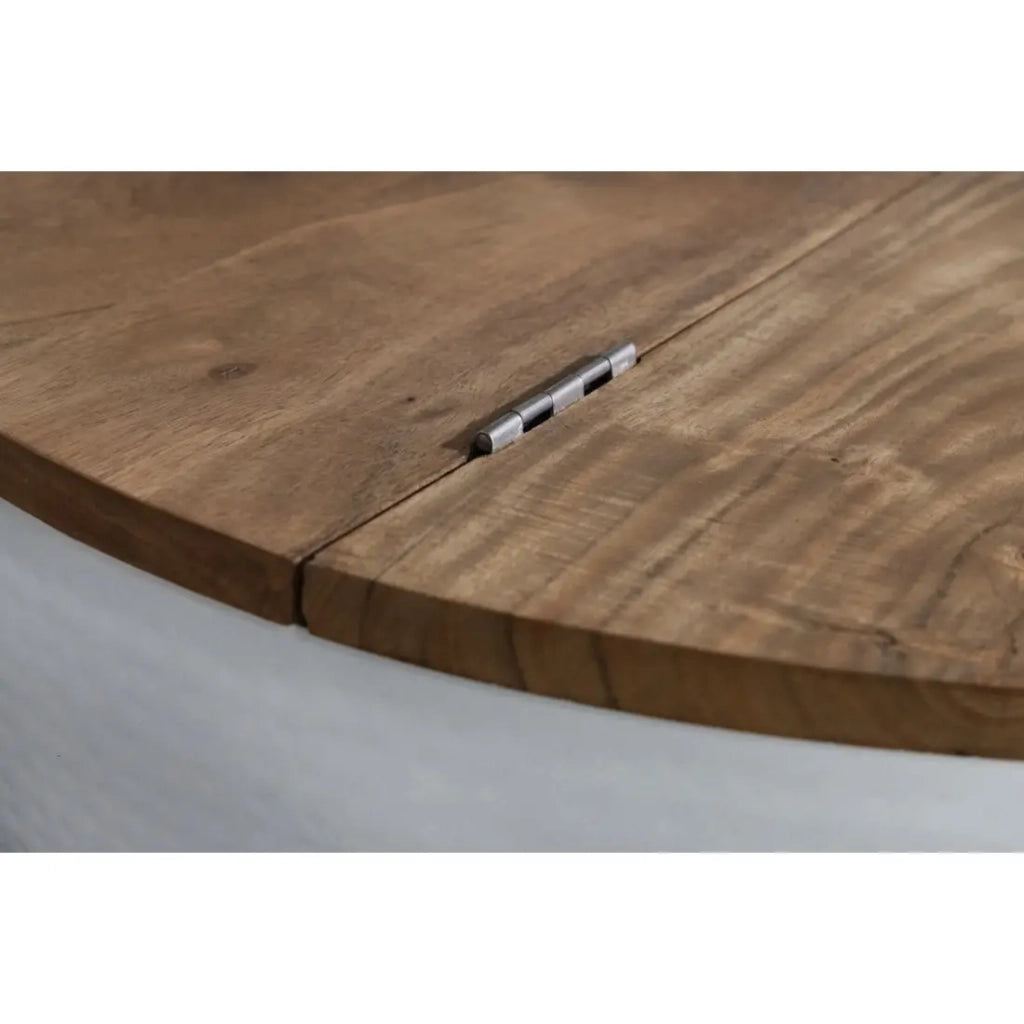 Tavolino basso TRIANE 60 cm con contenitore – Piano in legno di acacia e struttura in metallo bianco martellato