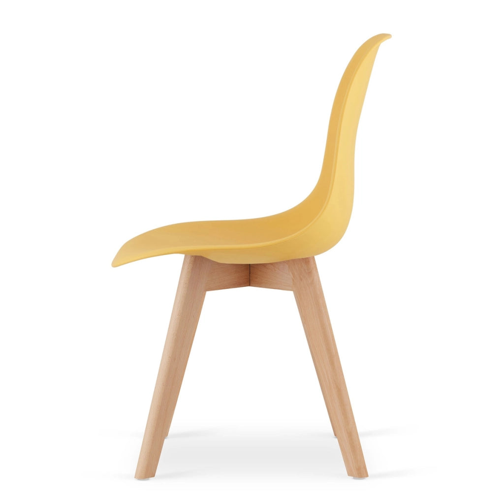 Sedia di design Kito senape con gambe in legno di faggio