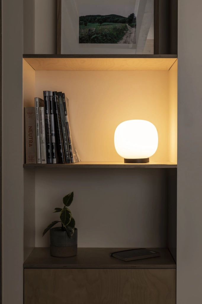 AMELIA, Lampada da Tavolo, Faro Barcelona Colore: Nero