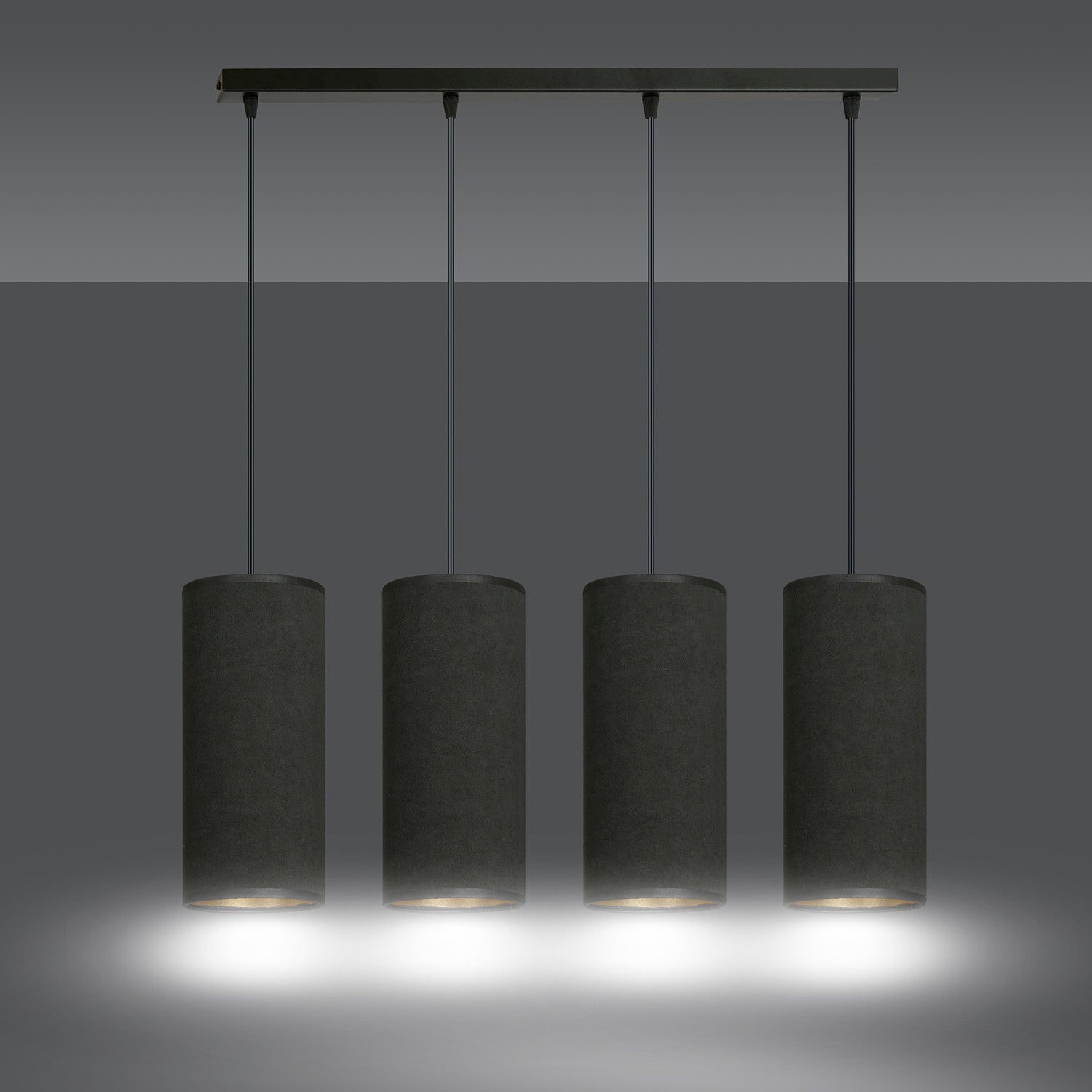 Sospensione 4 Luci Bente In Acciaio Nero E Paralumi Nero E Oro