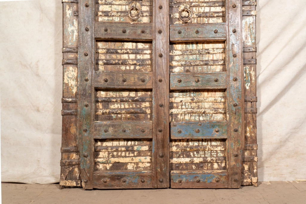 Biscottini Porta portone in legno massello e ferro da interno o da esterno vecchia e antica medievale scorrevole