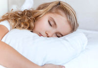 Coppia Federe Copriguanciale 100% Cotone Ideali Anche Per Hotel Strutture Fodere Fasciate Con Zip Salva Cuscino Letto Bianche 50x80 Cm Certificate OekoTex - Bianco - 1 Coppia