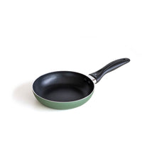 Set 4 Pezzi Salva Padelle In Pvc Proteggi Pentole Graffi Urti Separatori Cucina Pentole Tappetini Sottopentola Divisori Colorati Antigraffio Prodotto Italiano 18 cm