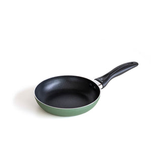 Set 4 Pezzi Salva Padelle In Pvc Proteggi Pentole Graffi Urti Separatori Cucina Pentole Tappetini Sottopentola Divisori Colorati Antigraffio Prodotto Italiano 18 cm